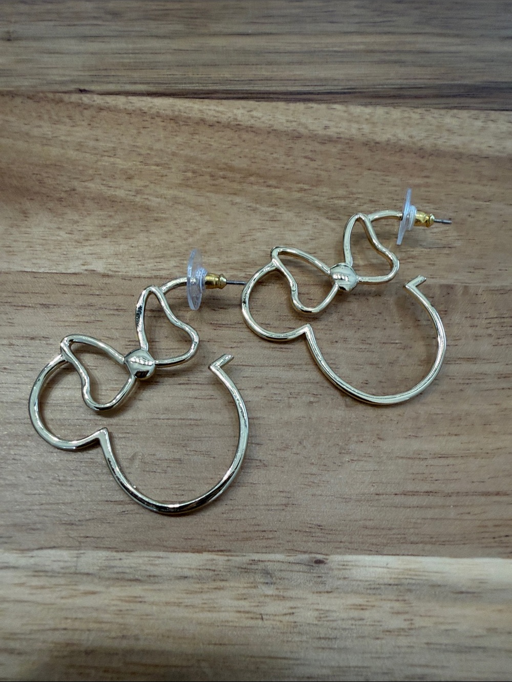 Disney Minnie Mouse Gold Tone Bow Outline Hoop Earrings